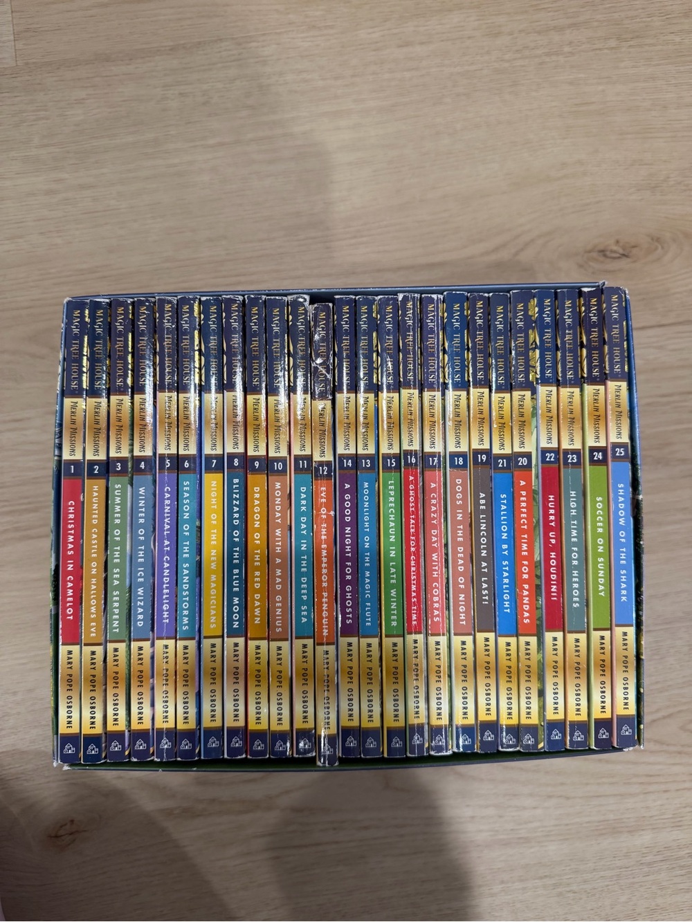 MAGIC TREE HOUSE®
MERLIN MISSIONS A Library of books 1-25